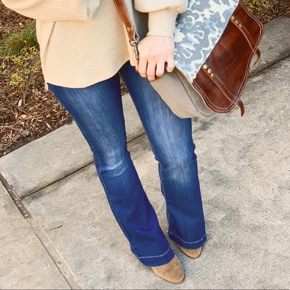 ✨LAST ONE✨Bestselling Pull On Flare Jeans - Picture 4 of 8